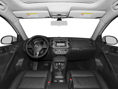 2013 Volkswagen Tiguan SE w/Sunroof & Nav