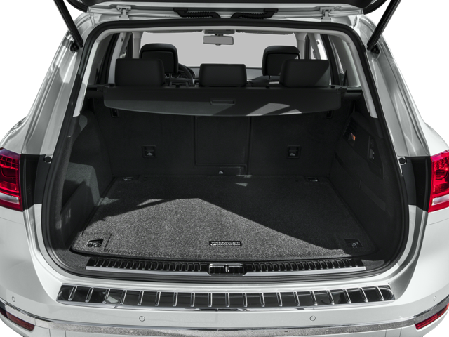 2016 Volkswagen Touareg Lux