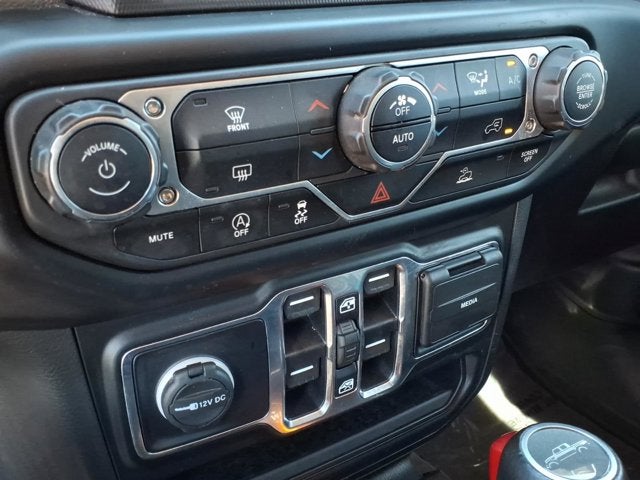 2022 Jeep Gladiator Overland