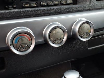 2004 Chevrolet SSR LS