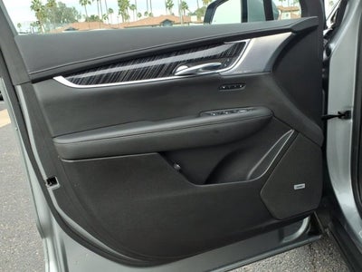 2025 Cadillac XT6 FWD Premium Luxury