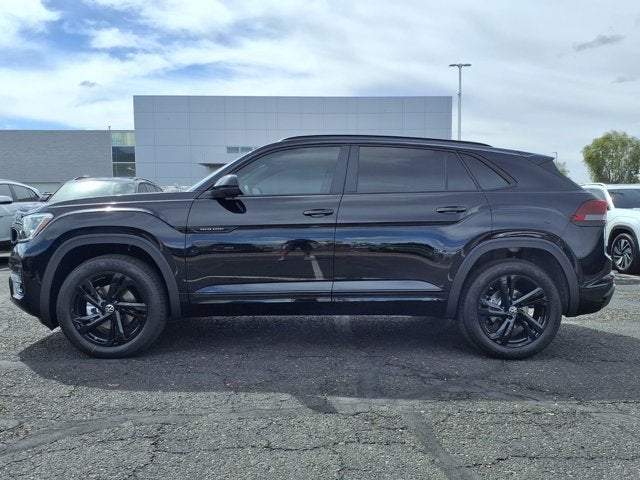 2026 Volkswagen Atlas Cross Sport 2.0T SEL R-Line Black