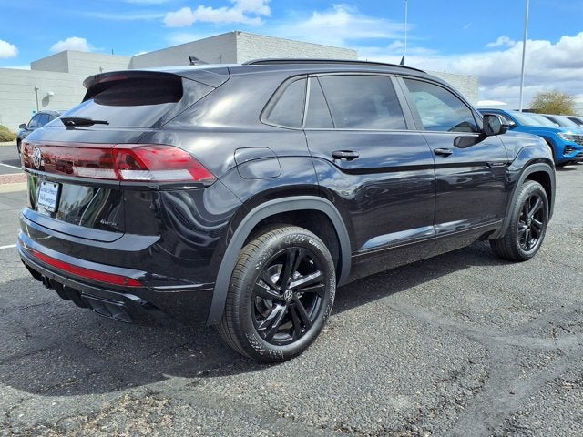 2026 Volkswagen Atlas Cross Sport 2.0T SEL R-Line Black