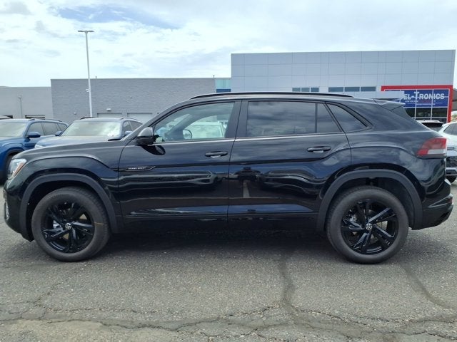 2026 Volkswagen Atlas Cross Sport 2.0T SEL R-Line Black