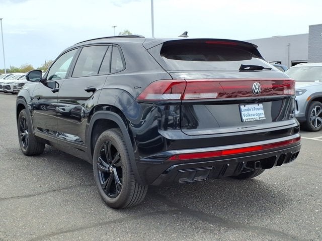 2026 Volkswagen Atlas Cross Sport 2.0T SEL R-Line Black
