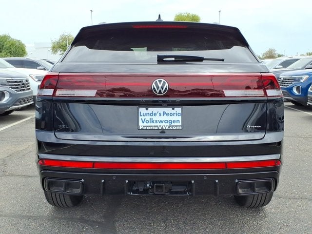 2026 Volkswagen Atlas Cross Sport 2.0T SEL R-Line Black