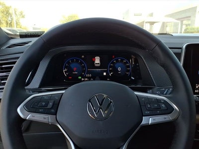 2026 Volkswagen Atlas Cross Sport 2.0T SEL R-Line Black