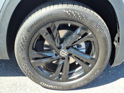 2026 Volkswagen Atlas Cross Sport 2.0T SEL R-Line Black