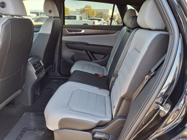 2026 Volkswagen Atlas Cross Sport 2.0T SEL R-Line Black