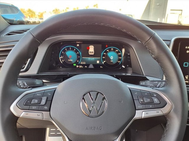 2026 Volkswagen Atlas Cross Sport 2.0T SEL R-Line Black