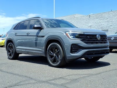 2026 Volkswagen Atlas Cross Sport 2.0T SEL R-Line Black