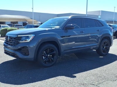 2026 Volkswagen Atlas Cross Sport 2.0T SEL R-Line Black