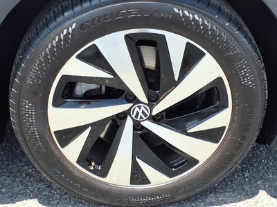 2023 Volkswagen ID.4 Pro