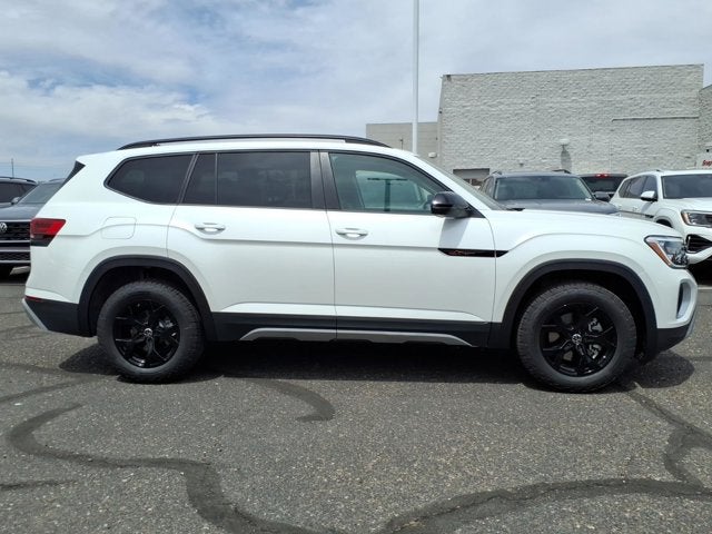 2026 Volkswagen Atlas 2.0T Peak Edition