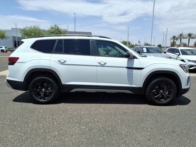 2025 Volkswagen Atlas 2.0T Peak Edition