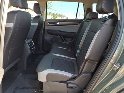 2025 Volkswagen Atlas 2.0T Peak Edition