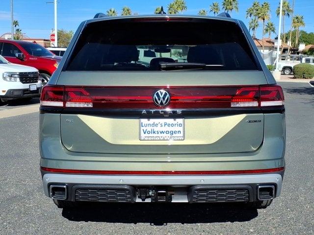 2025 Volkswagen Atlas 2.0T Peak Edition