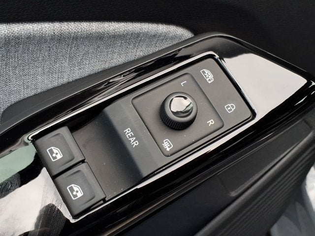 2025 Volkswagen ID.4 Pro