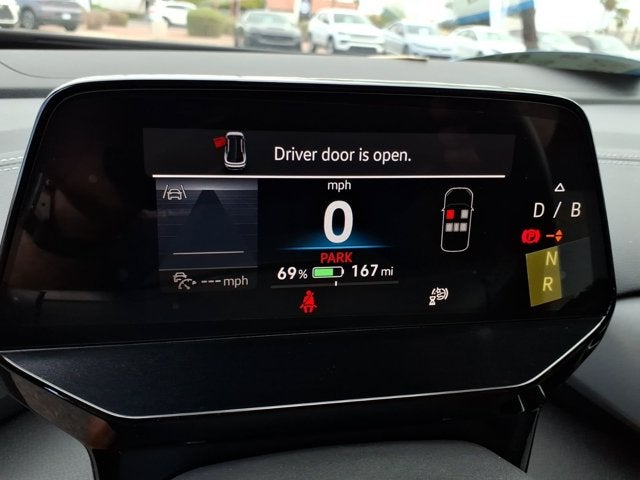 2025 Volkswagen ID.4 Pro