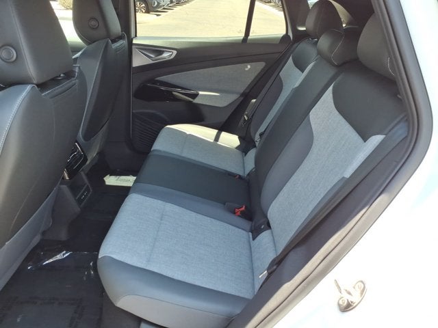 2025 Volkswagen ID.4 Pro