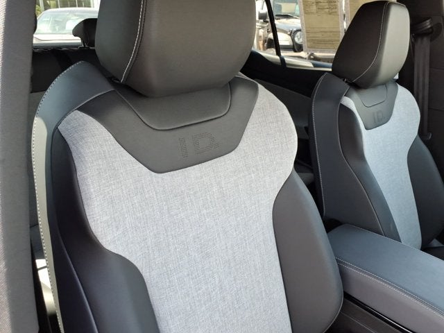 2025 Volkswagen ID.4 Pro