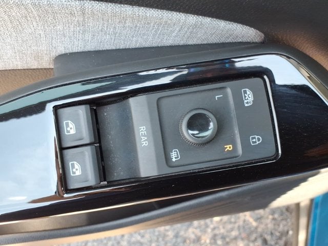 2025 Volkswagen ID.4 Pro