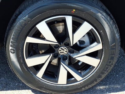 2023 Volkswagen Atlas Cross Sport 2.0T SE