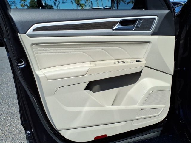 2023 Volkswagen Atlas 2.0T SE