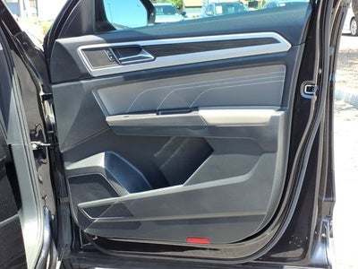 2023 Volkswagen Atlas 2.0T SE