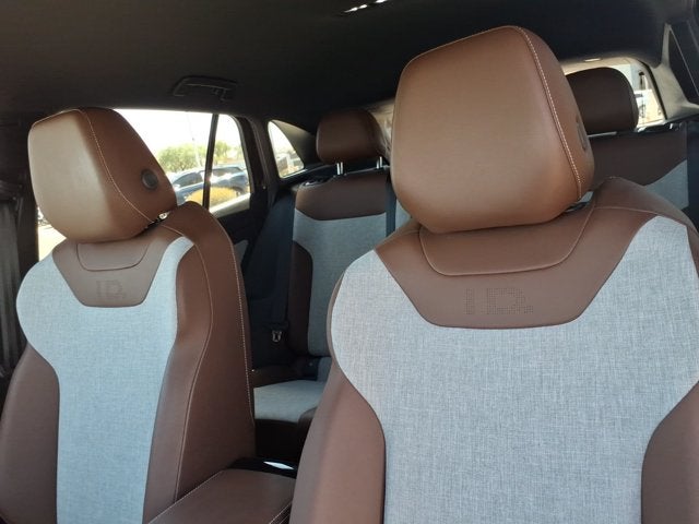 2024 Volkswagen ID.4 Pro