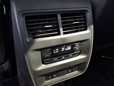 2027 Volkswagen Atlas SEL Premium R-Line
