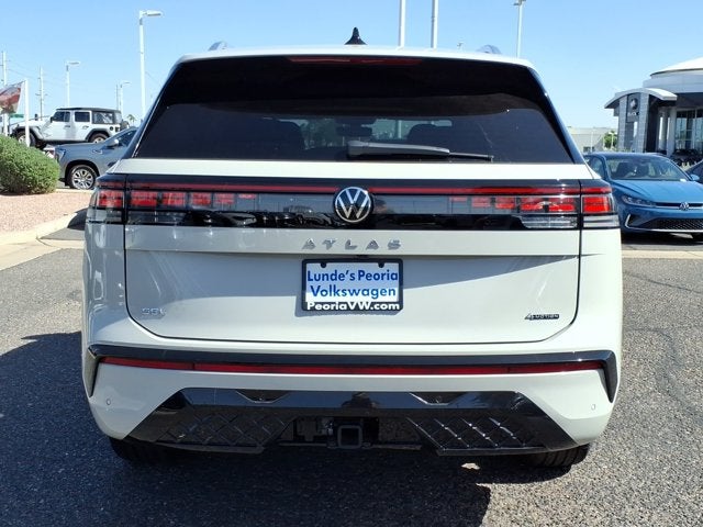 2027 Volkswagen Atlas SEL Premium R-Line