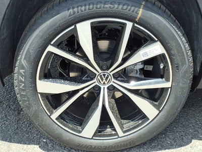 2026 Volkswagen Atlas Cross Sport 2.0T SEL Premium R-Line