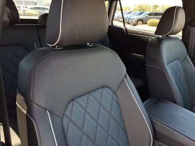 2026 Volkswagen Atlas Cross Sport 2.0T SEL Premium R-Line
