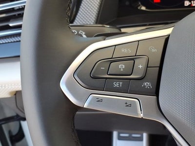 2026 Volkswagen Atlas Cross Sport 2.0T SEL Premium R-Line