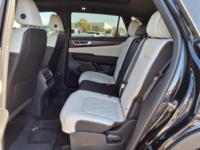 2026 Volkswagen Atlas Cross Sport 2.0T SEL Premium R-Line