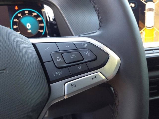 2025 Volkswagen Atlas Cross Sport 2.0T SEL Premium R-Line