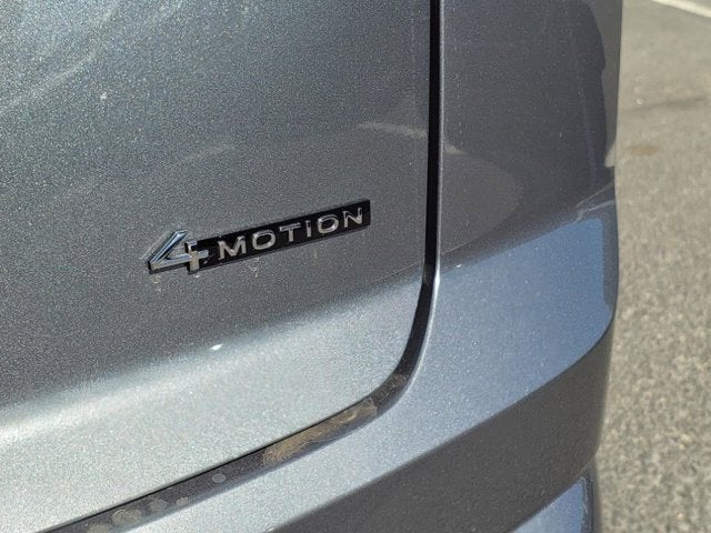 2025 Volkswagen Atlas Cross Sport 2.0T SEL Premium R-Line