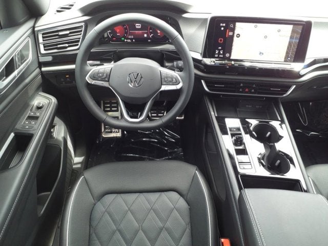 2025 Volkswagen Atlas Cross Sport 2.0T SEL Premium R-Line