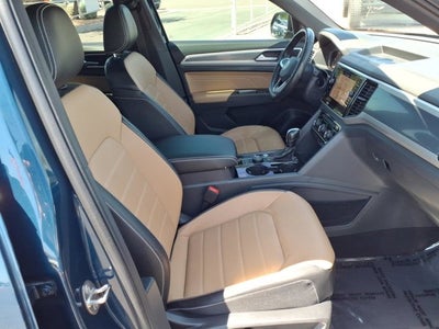 2022 Volkswagen Atlas Cross Sport 3.6L V6 SEL Premium R-Line