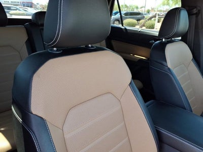 2022 Volkswagen Atlas Cross Sport 3.6L V6 SEL Premium R-Line