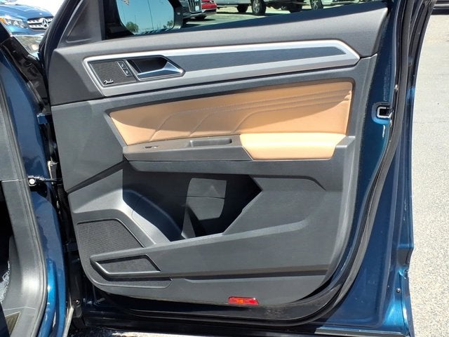 2022 Volkswagen Atlas Cross Sport 3.6L V6 SEL Premium R-Line