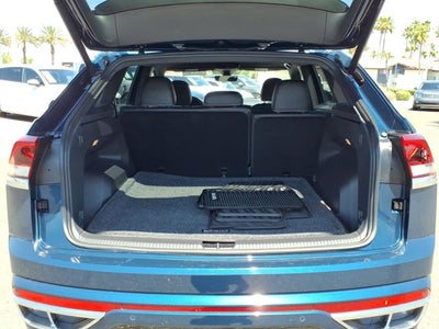 2022 Volkswagen Atlas Cross Sport 3.6L V6 SEL Premium R-Line