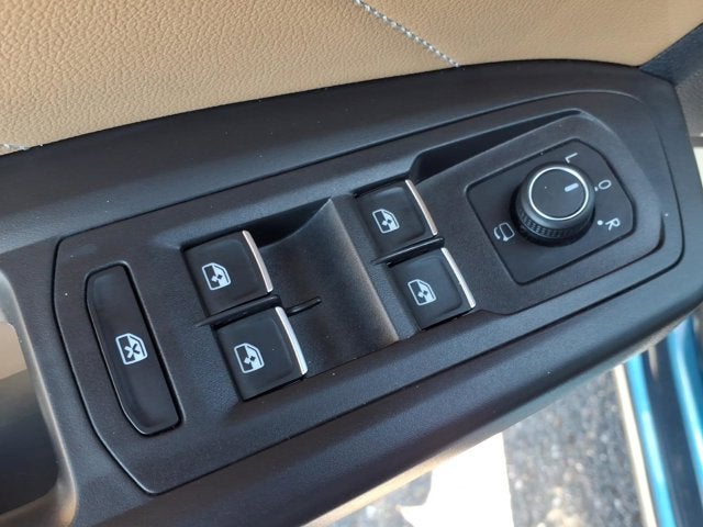 2022 Volkswagen Atlas Cross Sport 3.6L V6 SEL Premium R-Line