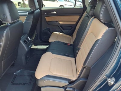 2022 Volkswagen Atlas Cross Sport 3.6L V6 SEL Premium R-Line