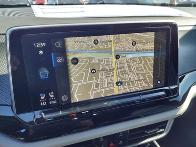 2025 Volkswagen Atlas Cross Sport 2.0T SEL Premium R-Line