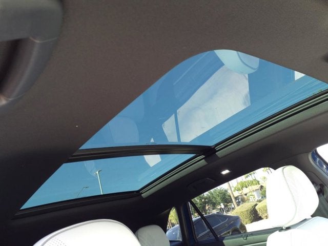 2025 Volkswagen Atlas Cross Sport 2.0T SEL Premium R-Line