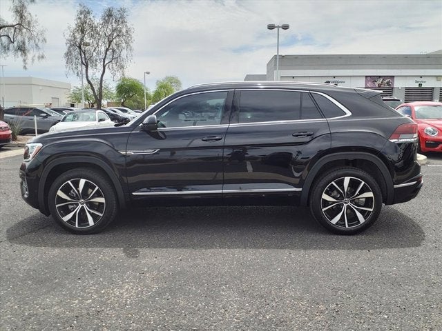 2025 Volkswagen Atlas Cross Sport 2.0T SEL Premium R-Line