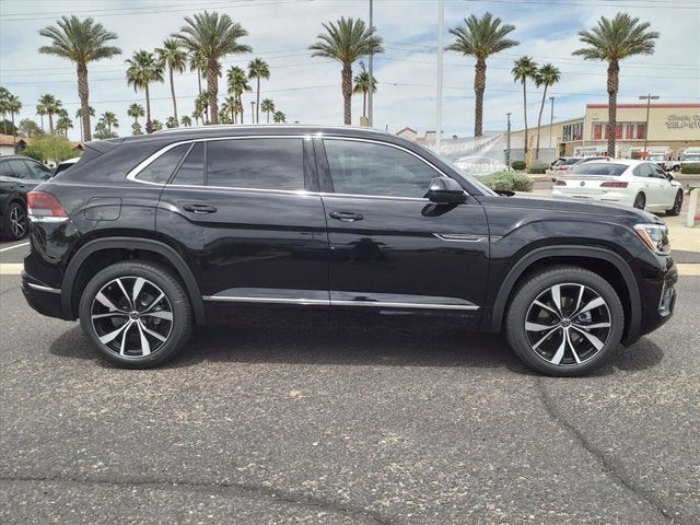 2025 Volkswagen Atlas Cross Sport 2.0T SEL Premium R-Line