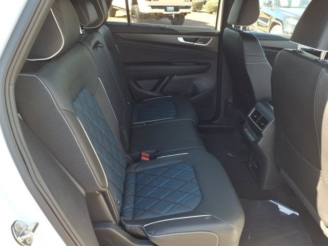 2025 Volkswagen Atlas Cross Sport 2.0T SEL Premium R-Line